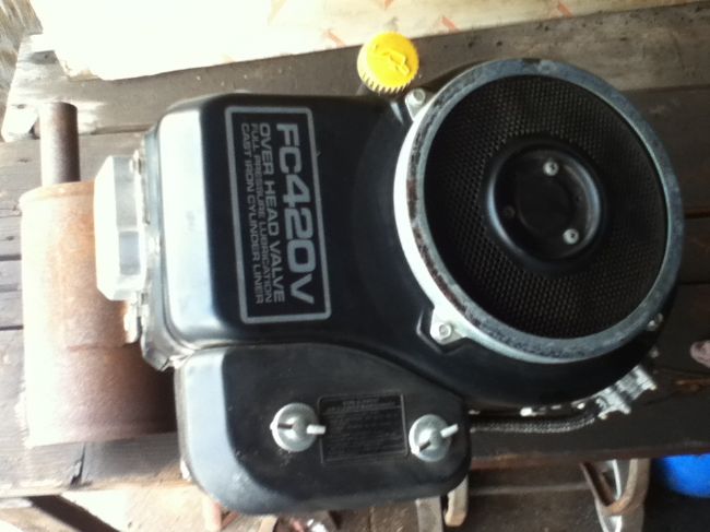 14 HP Kawasaki FC420V ENGINE WITH MUFFLER ** FITS MANY LAWN MOWERS